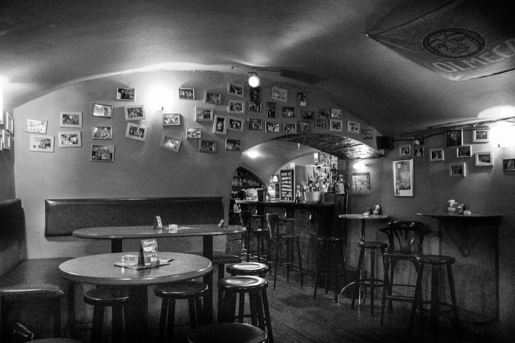 REPETE BAR — Fotos
